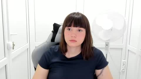 Emmi online show from 07/06/26, 05:59