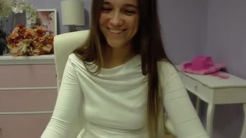 Emilly online show from 01/16/25, 07:38