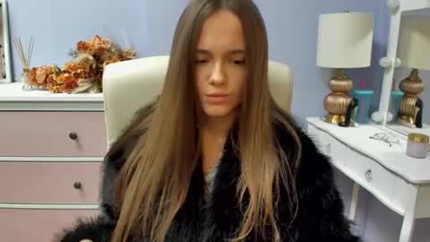 Emilly online show from 03/28/26, 07:52