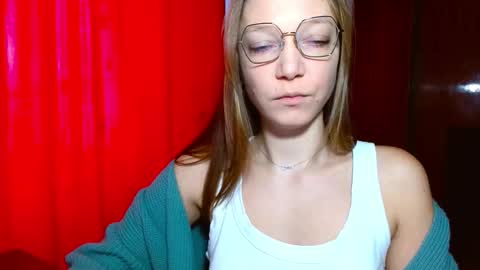 Emilly online show from 02/02/26, 06:23