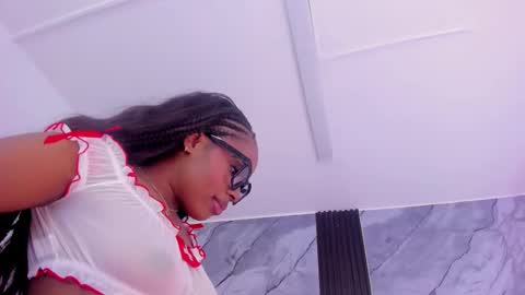 Emilly online show from 10/14/25, 02:56