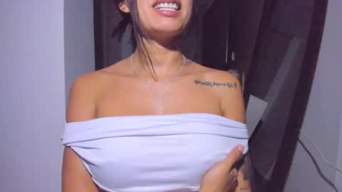 Snapshot of emillyhils1 chatting on 03/09/26, 07:56 emilly online show from 03/09/26, 07:56