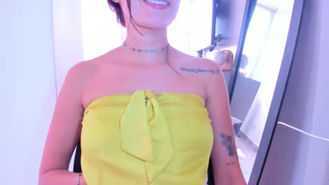 Snapshot of emillyhils1 chatting on 03/20/26, 02:55 emilly online show from 03/20/26, 02:55