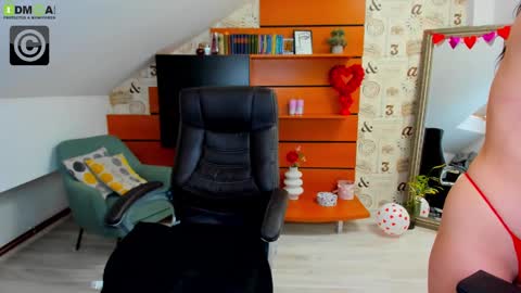 EmillyTaylor online show from 02/14/25, 10:59