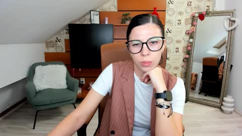 EmillyTaylor online show from 09/16/25, 02:56