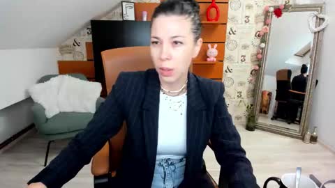 EmillyTaylor online show from 09/17/25, 02:46