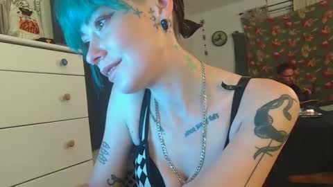 Snapshot of emily0903 chatting on 01/06/26, 06:17 Emily Love online show from 01/06/26, 06:17