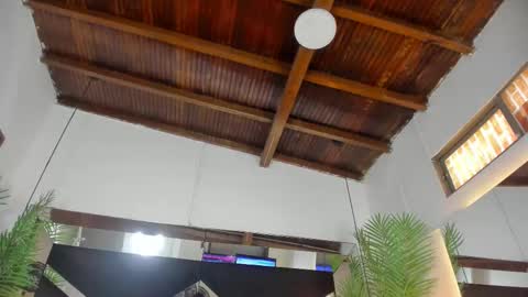 Snapshot of emily18__ chatting on 03/26/26, 01:28 Emily online show from 03/26/26, 01:28