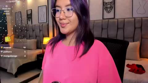 Snapshot of emily_5weet chatting on 02/23/25, 10:17 Emily online show from 02/23/25, 10:17