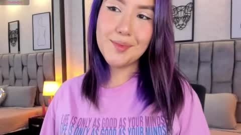 Snapshot of emily_5weet chatting on 03/07/25, 03:19 Emily online show from 03/07/25, 03:19