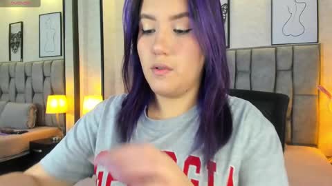 Snapshot of emily_5weet chatting on 03/12/25, 03:35 Emily online show from 03/12/25, 03:35