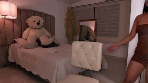  emily valentina     online show from 05/28/26, 01:47