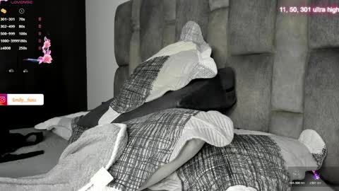 Emily online show from 04/06/26, 10:49