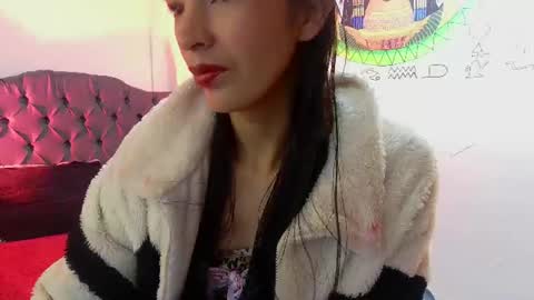 Snapshot of emily___rouse chatting on 06/29/26, 02:51 emily___rouse online show from 06/29/26, 02:51