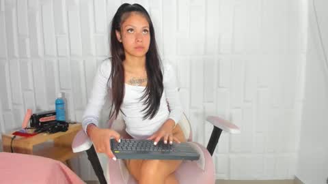 EMILY online show from 03/20/26, 07:52