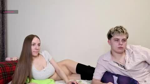 emily_and_ilumi online show from 04/21/26, 07:28