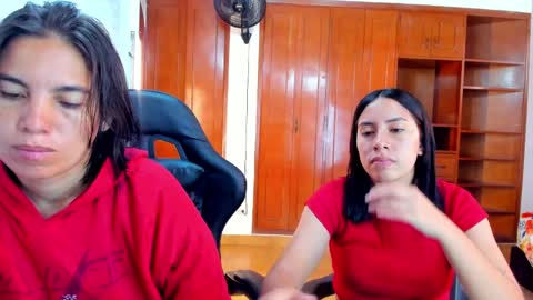Emily and Soffy online show from 05/01/26, 12:54