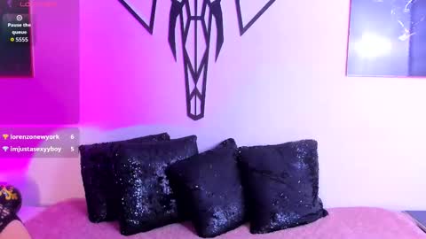 emily_as_ online show from 02/20/26, 01:57