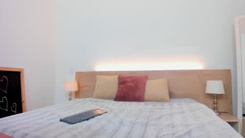 Snapshot of emily_bruss chatting on 02/13/26, 03:35 emily_bruss online show from 02/13/26, 03:35