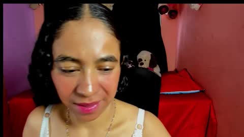 emily_bunny7 online show from 10/13/25, 03:56