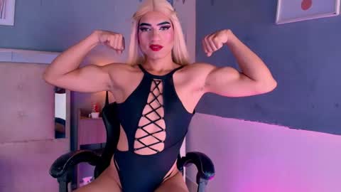 Snapshot of emily_castillo1_ chatting on 07/14/26, 04:50 emily_castillo1_ online show from 07/14/26, 04:50
