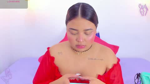 Snapshot of emily_cooper20_ chatting on 01/07/25, 04:50 Emily online show from 01/07/25, 04:50