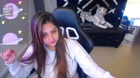 emily_cooper_t online show from 09/19/25, 03:08