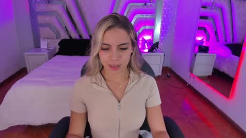 Emily online show from 02/06/25, 10:37