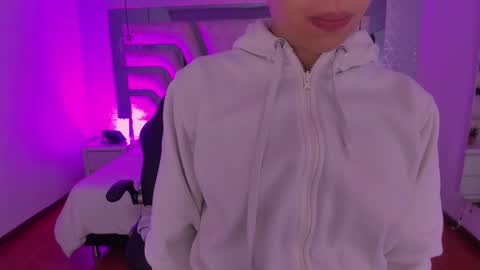 Emily online show from 10/04/25, 11:08