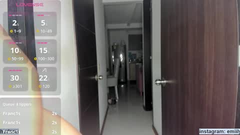 Snapshot of emily_huddson_ chatting on 10/21/25, 11:05 independet model online show from 10/21/25, 11:05