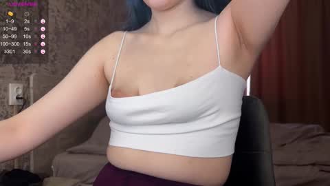 Snapshot of emily_is_here chatting on 02/09/26, 06:39 Emily online show from 02/09/26, 06:39