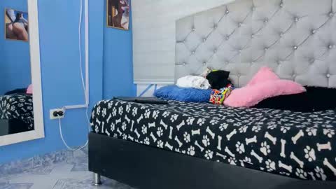 Snapshot of emily_jhons2 chatting on 10/21/25, 02:18 Emily jhon online show from 10/21/25, 02:18