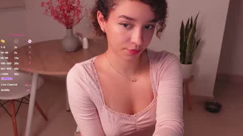 Snapshot of emily_johnson1 chatting on 02/10/25, 11:34 Juliana online show from 02/10/25, 11:34