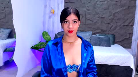 Snapshot of emily_jones3 chatting on 05/19/26, 12:11 Emily online show from 05/19/26, 12:11
