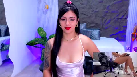 Snapshot of emily_jones3 chatting on 05/21/26, 11:39 Emily online show from 05/21/26, 11:39