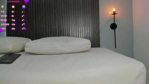 Snapshot of emily_kovac chatting on 10/03/25, 11:51 emily_kovac online show from 10/03/25, 11:51