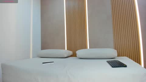 Snapshot of emily_kovac chatting on 02/27/26, 10:37 emily_kovac online show from 02/27/26, 10:37