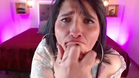 E M I L Y  online show from 09/08/25, 03:22