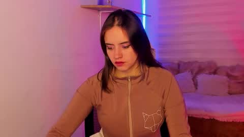 emily_lindey online show from 10/24/25, 03:36