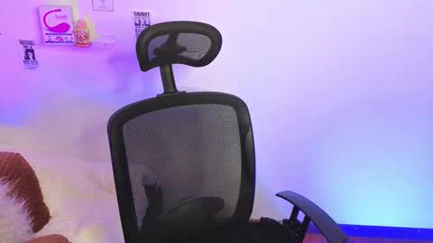 Snapshot of emily_lindey_ chatting on 02/03/26, 01:59 Emily Lindey online show from 02/03/26, 01:59