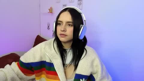 Snapshot of emily_lindey_ chatting on 02/07/26, 02:26 Emily Lindey online show from 02/07/26, 02:26