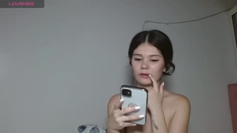 Snapshot of emily_littesweet chatting on 05/15/26, 11:45 Emily littesweets online show from 05/15/26, 11:45