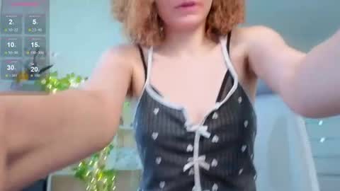 Snapshot of emily_lune chatting on 06/15/26, 02:14 Emily online show from 06/15/26, 02:14