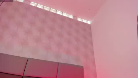Snapshot of emily_luve chatting on 06/05/26, 08:03 emily_luve online show from 06/05/26, 08:03