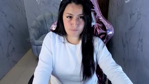 Emily  online show from 11/13/25, 01:54