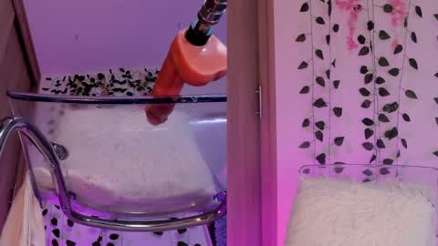 Emily online show from 01/11/25, 01:59