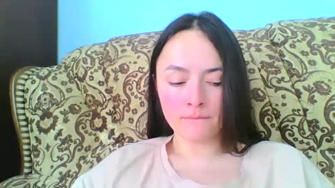 emily_morning_dew online show from 02/08/25, 12:17