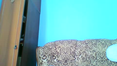 emily_morning_dew online show from 02/13/25, 12:54