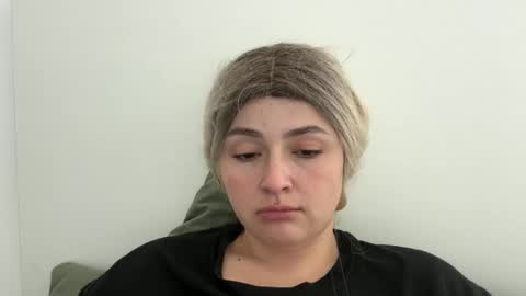 emily_morning_dew online show from 10/22/25, 07:08