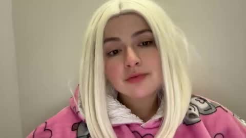 emily_morning_dew online show from 12/15/25, 01:59